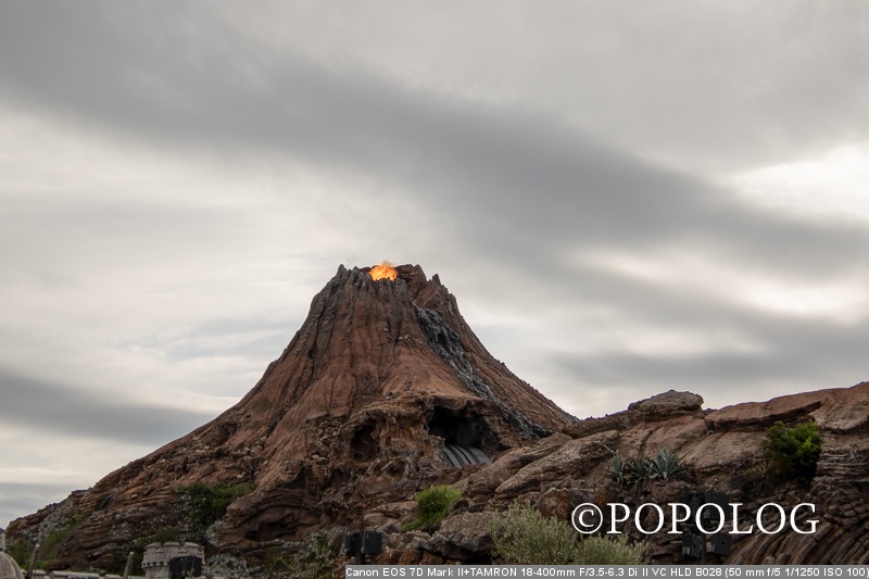 ディズニーシーのプロメテウス火山の噴火